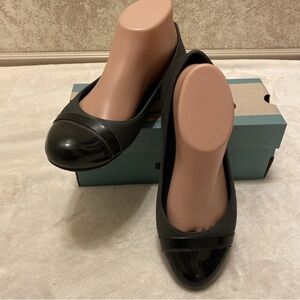 CROCS Glossy Black Cap Toe Women's Flats